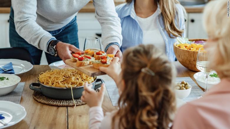 Healthy eating for kids: How to talk to them about good food habits